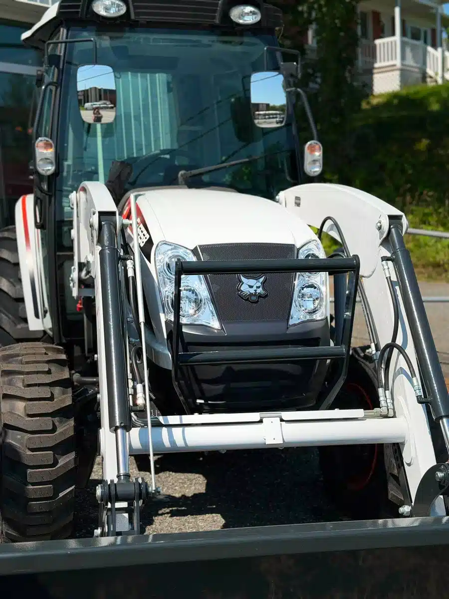 Gallery image 2 for 2026 Bobcat CT5558 Tractor