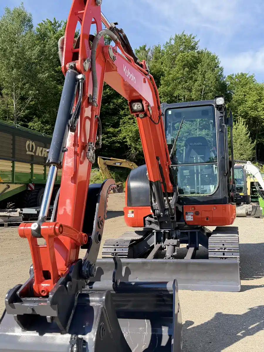 Photo de la Galerie 1 pour 2023 Kubota KX040-4 Compact Excavator Excavatrice