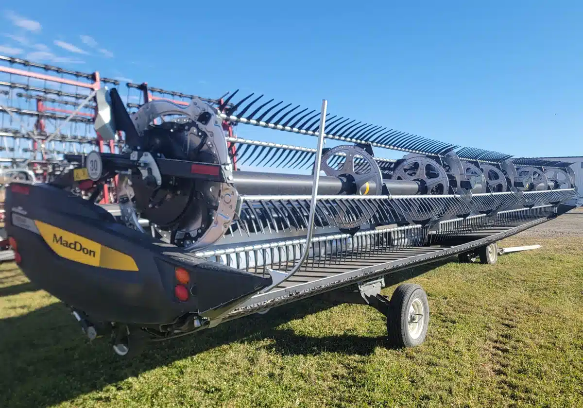 Gallery image 2 for Used 2022 MacDon FD240 Header - Flex Draper