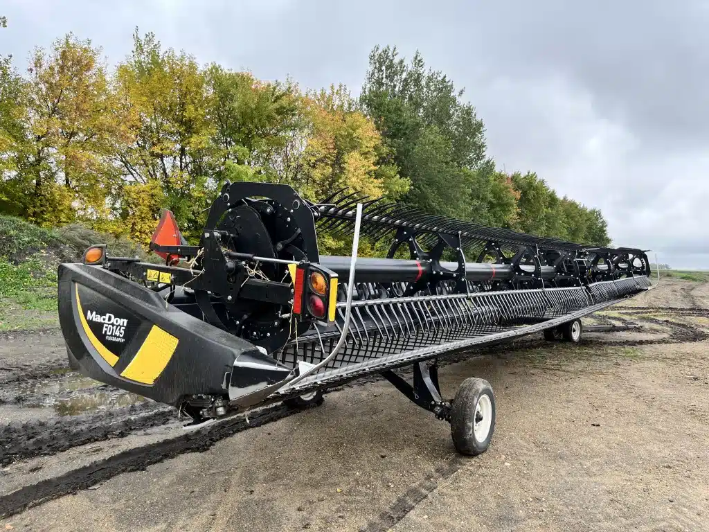 Gallery image 1 for Used 2018 MacDon FD75 Header - Flex Draper
