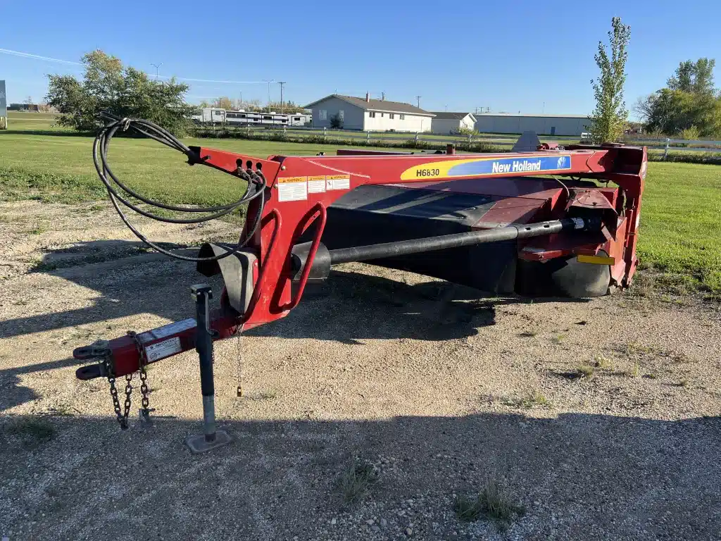 Gallery image 2 for Used 2016 New Holland H6830 Mower Conditioner