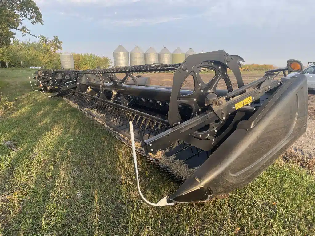 Gallery image 1 for Used 2018 MacDon FD75 Header - Flex Draper