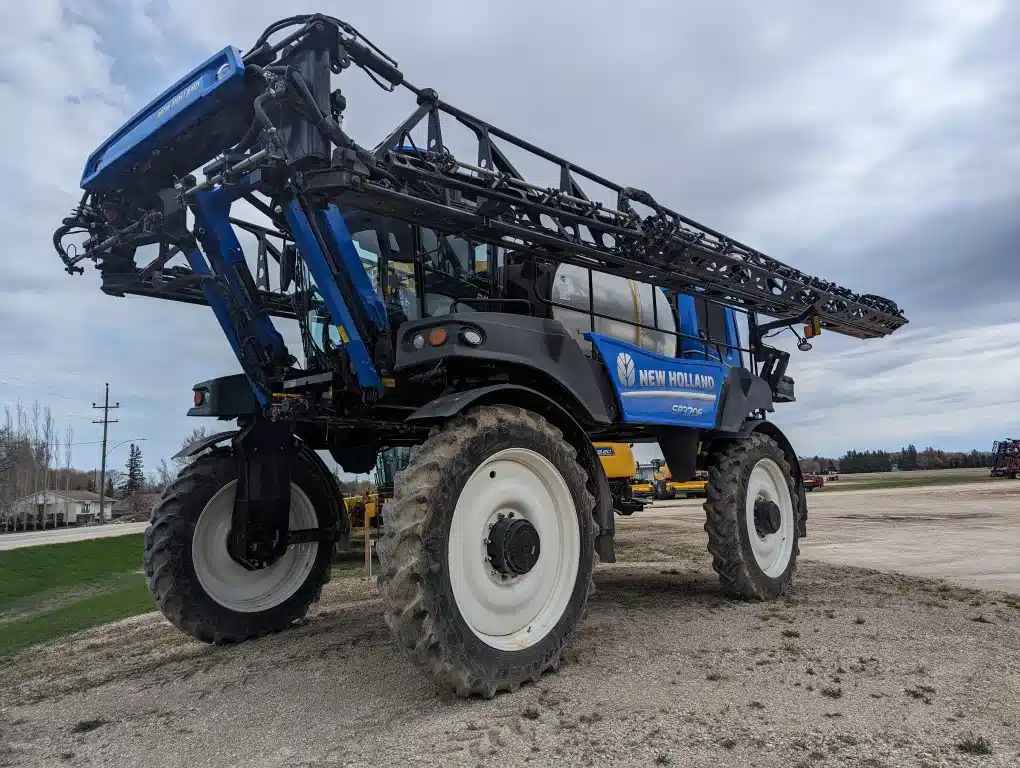 Gallery image 1 for Used 2023 New Holland SP370F Sprayer - Self Propelled