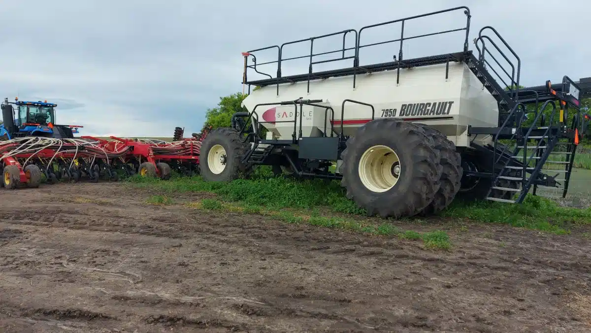 Gallery image 2 for Used 2014 Bourgault 3320-76 Air Drill