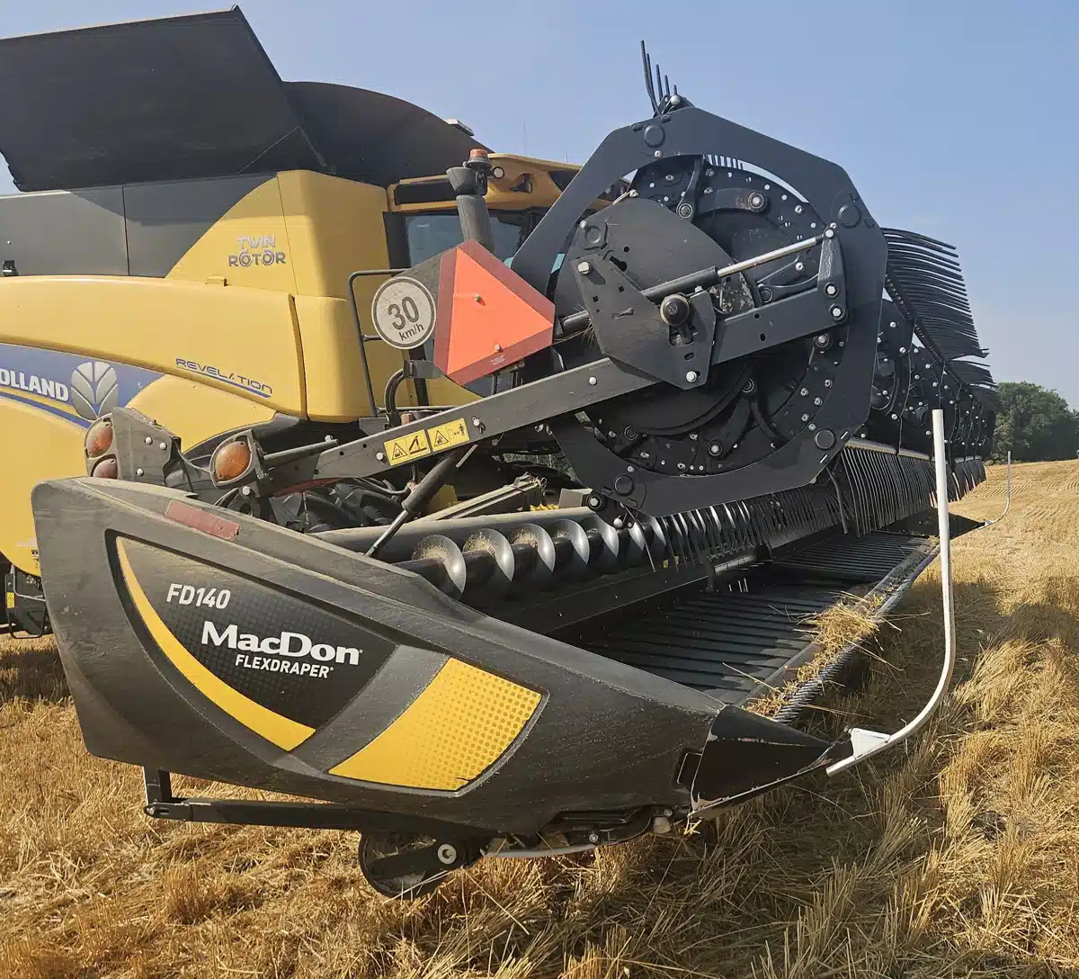 Gallery image 2 for Used 2021 MacDon FD140 Header - Flex Draper
