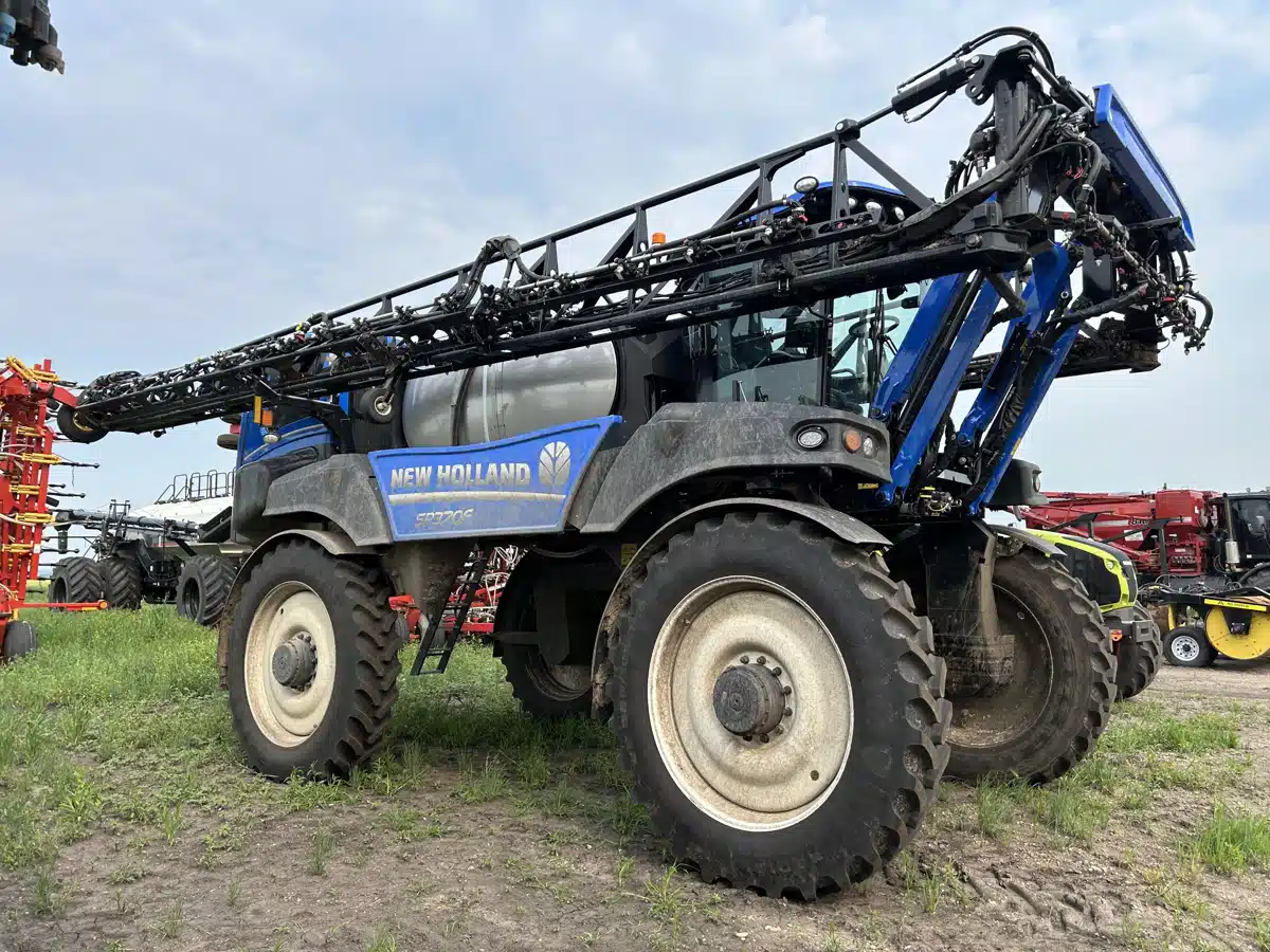 Gallery image 2 for Used 2024 New Holland SP370F Sprayer - Self Propelled