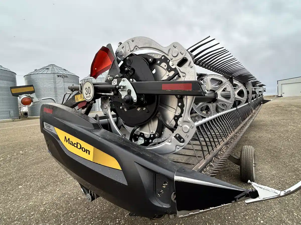 Gallery image 2 for Used 2022 MacDon FD240 Header - Flex Draper