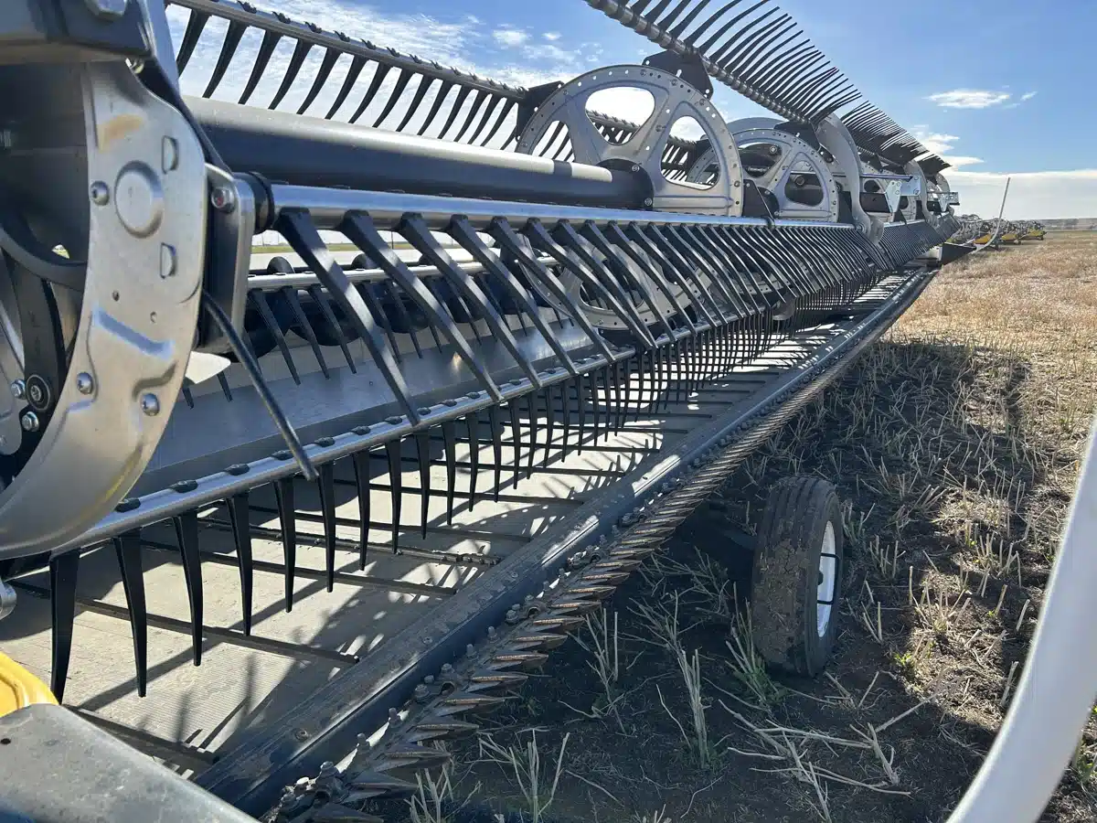 Gallery image 2 for Used 2024 MacDon FD245 Header - Flex Draper
