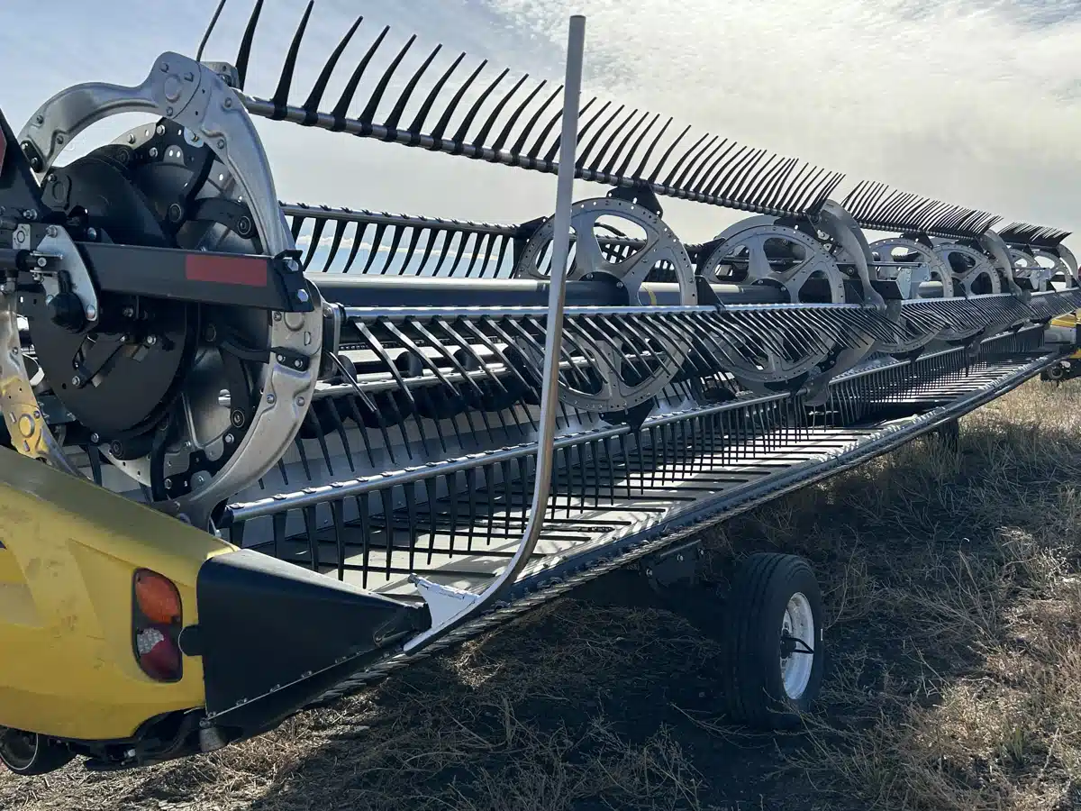 Gallery image 2 for Used 2024 MacDon FD245 Header - Flex Draper