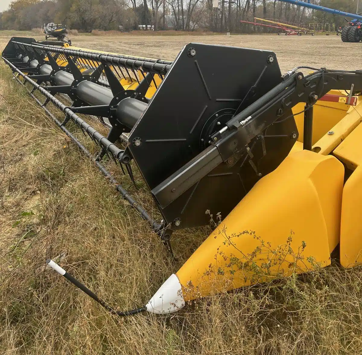 Gallery image 1 for Used 2015 New Holland 740CF Header - Flex