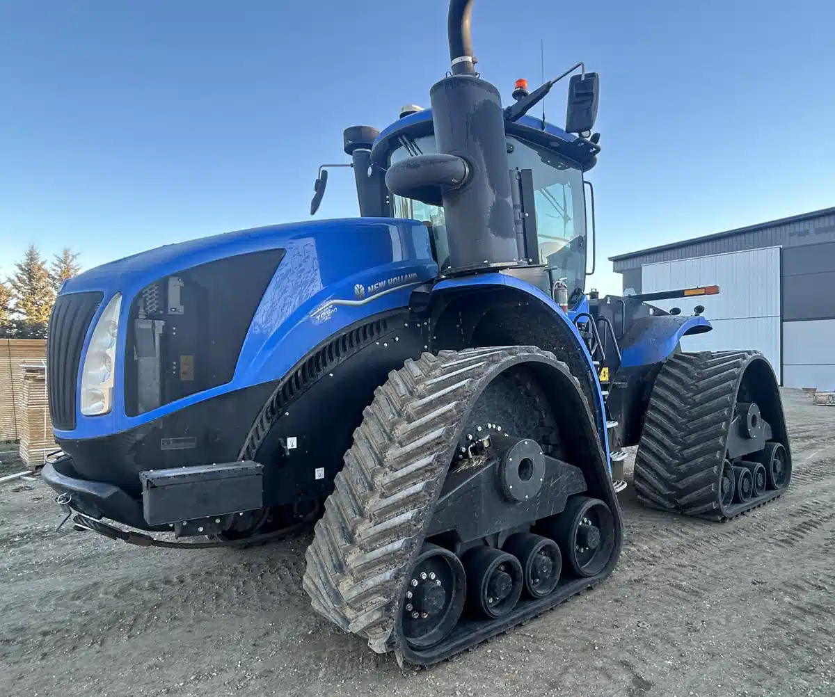 Gallery image 1 for Used 2023 New Holland T9.700 Tractor