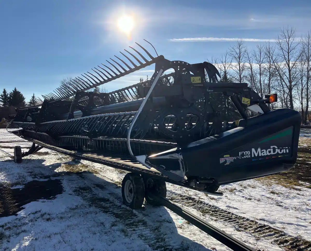 Gallery image 1 for Used 2012 MacDon FD70 Header - Draper