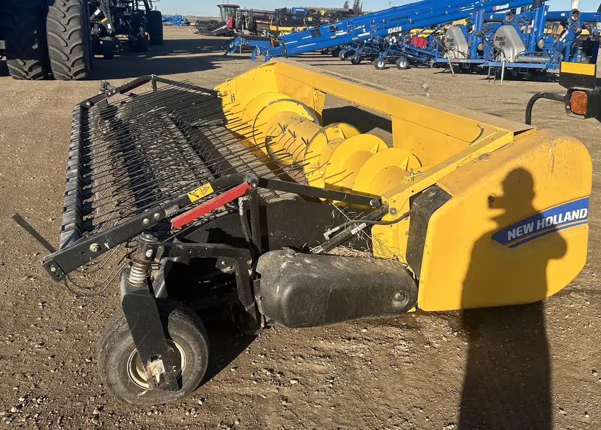 Gallery image 1 for Used 2020 New Holland 790CP Header - Pickup
