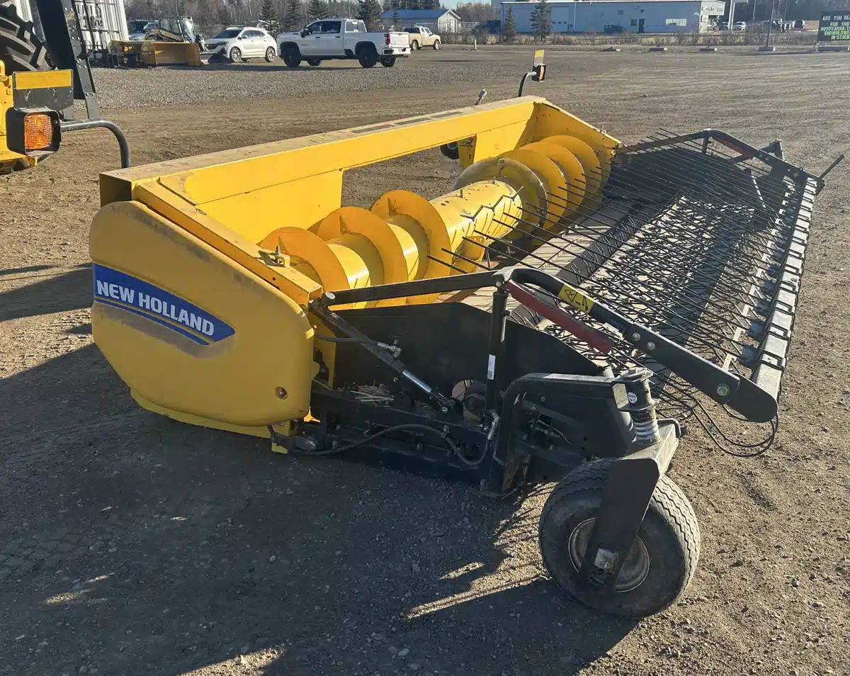 Gallery image 2 for Used 2020 New Holland 790CP Header - Pickup