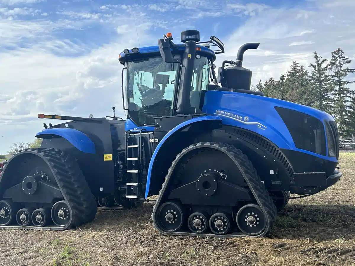 Gallery image 2 for Used 2021 New Holland T9.645 Tractor