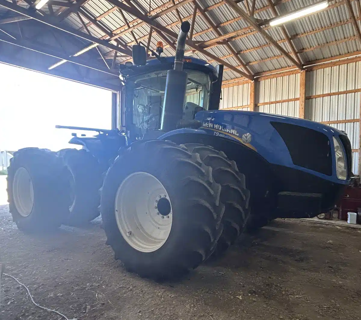 Gallery image 2 for Used 2012 New Holland T9.450 Tractor