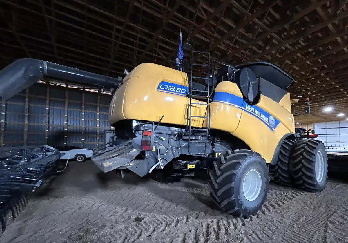 Gallery image 2 for Used 2022 New Holland CX8.80 Combine