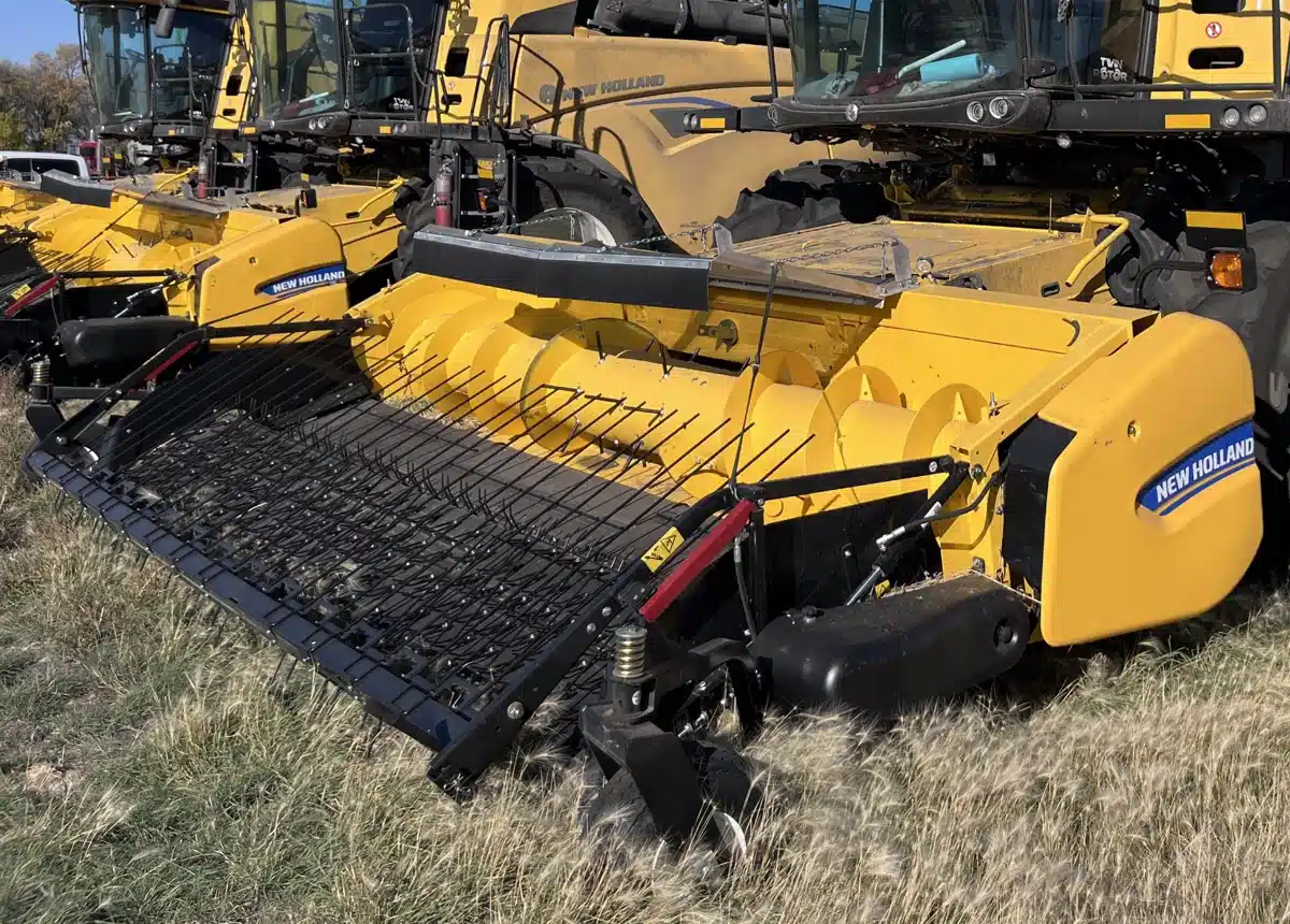 Gallery image 1 for Used 2024 New Holland 790CP Header - Pickup