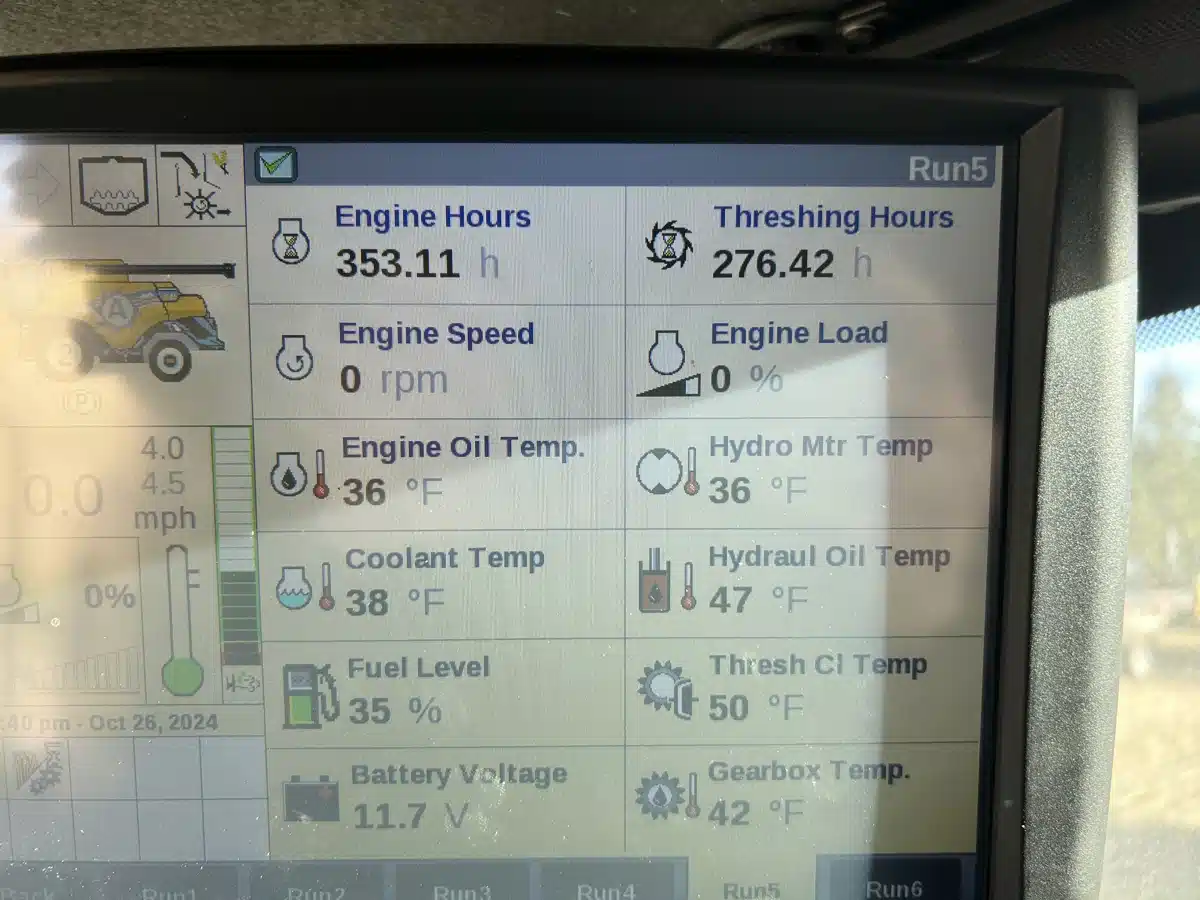 Gallery image 2 for Used 2024 New Holland CR9.90Z Combine