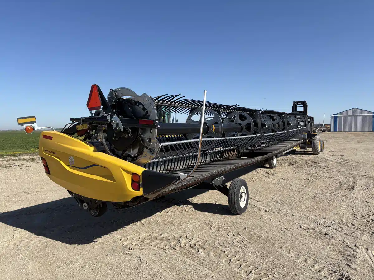 Gallery image 2 for Used 2023 MacDon FD240 Header - Flex Draper