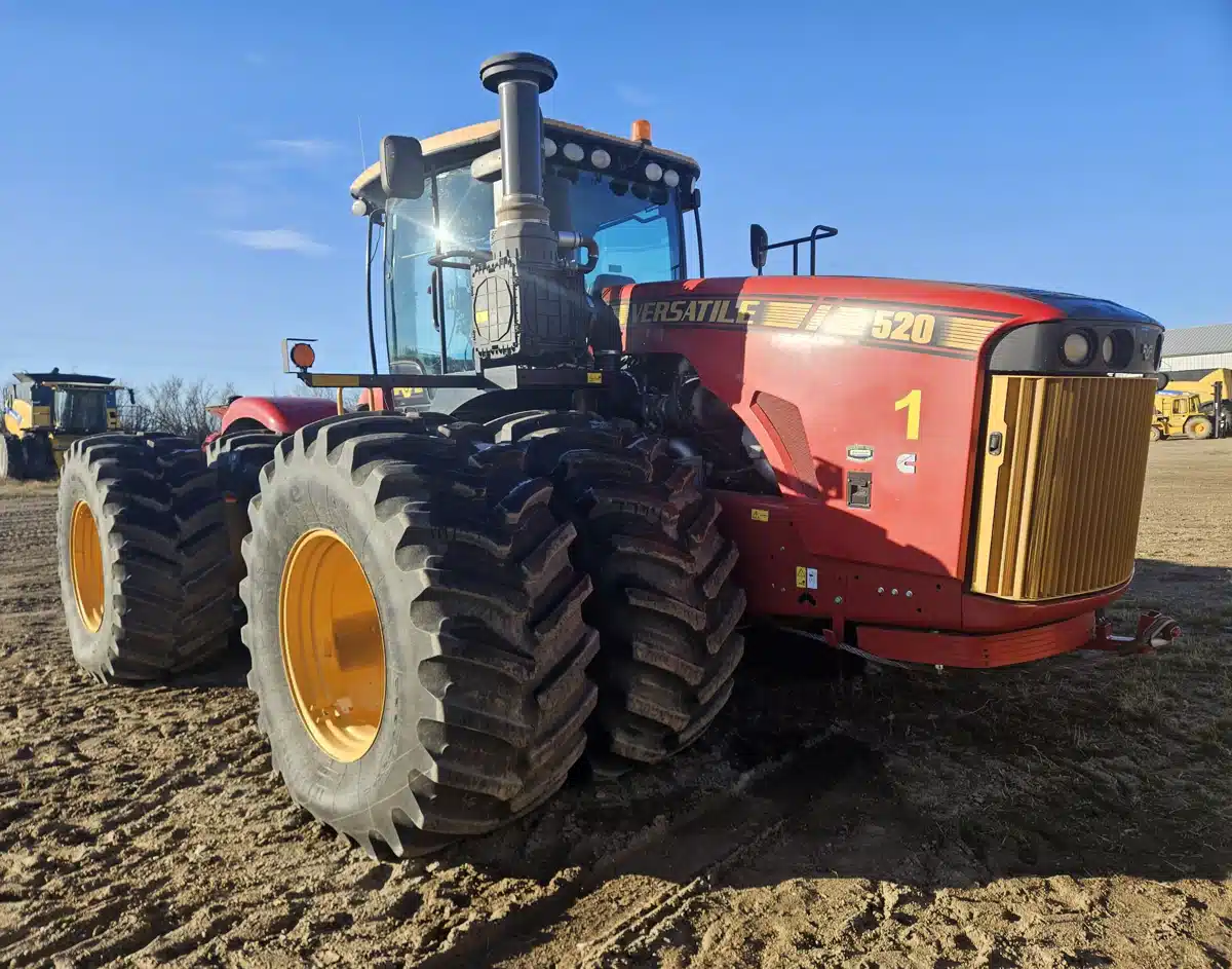 Gallery image 2 for Used 2018 Versatile 520 Tractor