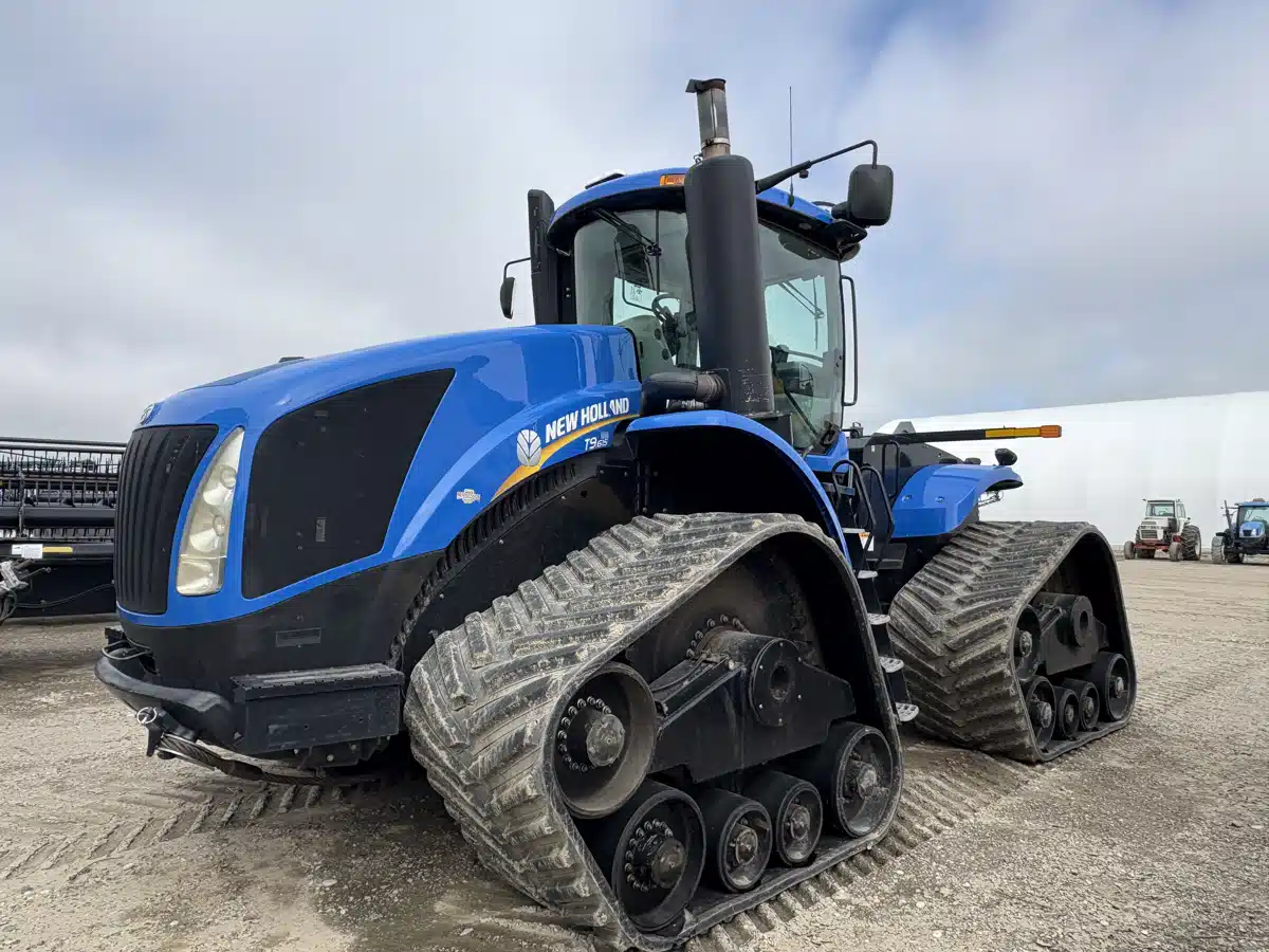 Gallery image 2 for 2013 New Holland T9.615 Tractor