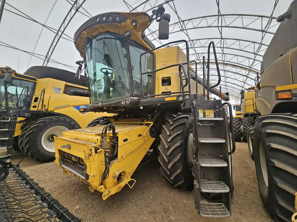 Gallery image 1 for Used 2020 New Holland CR9.90Z Combine