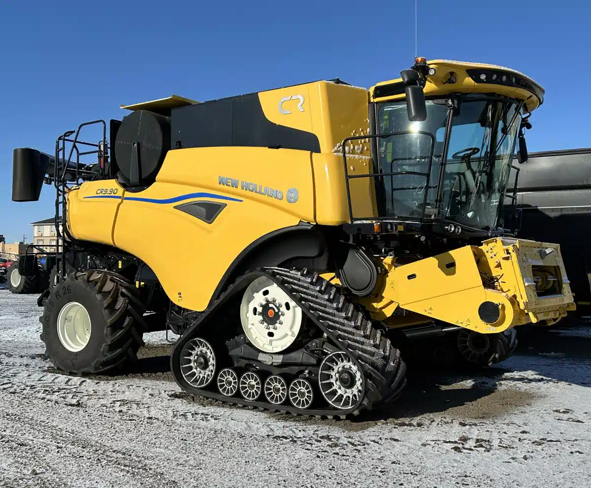 Gallery image 2 for Used 2024 New Holland CR9.90Z Combine