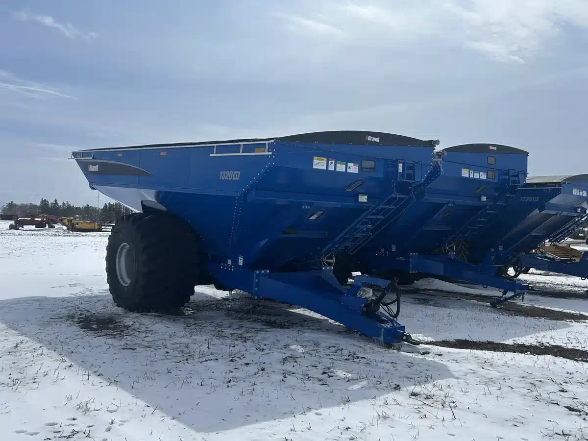 Gallery image 1 for Used 2023 Brandt 1320XT Grain Cart