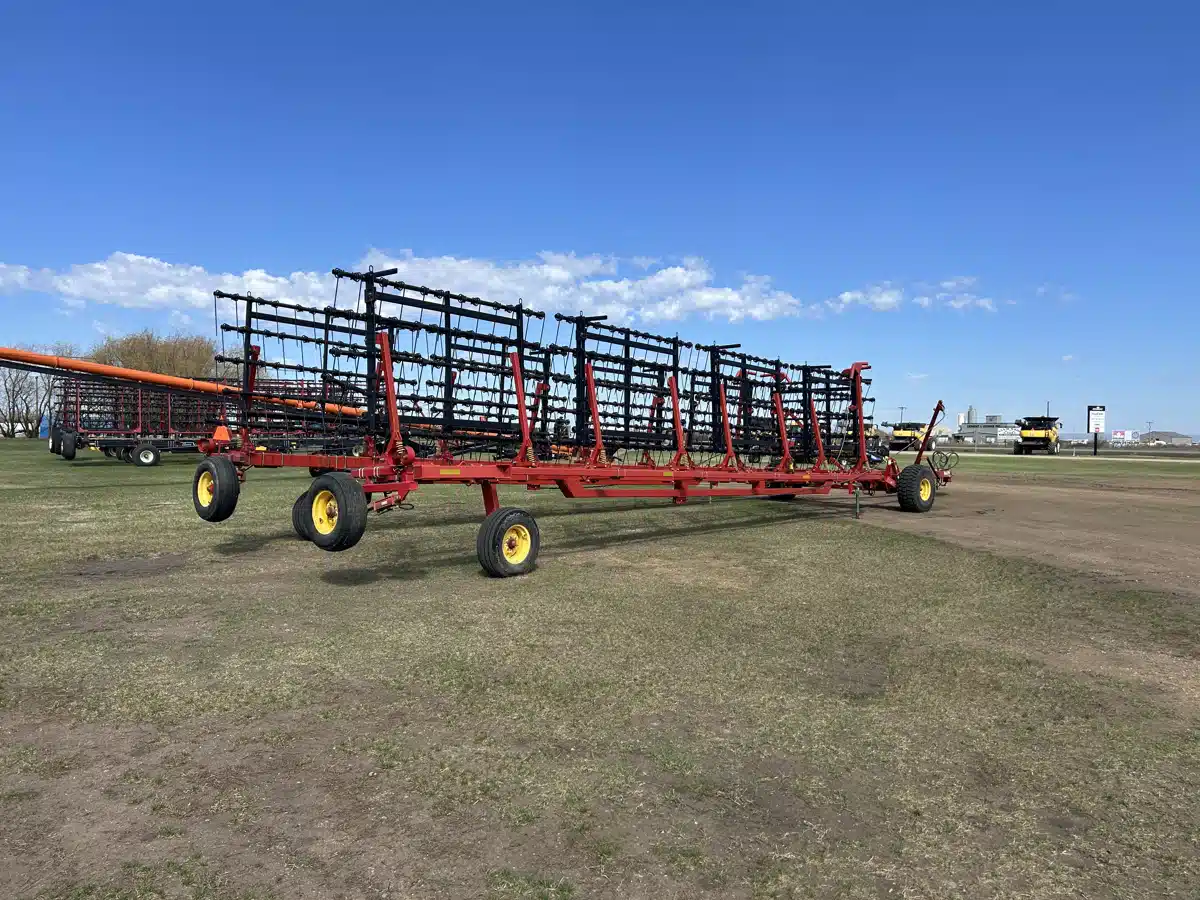 Gallery image 2 for Used 2011 Bourgault 6000 Harrow