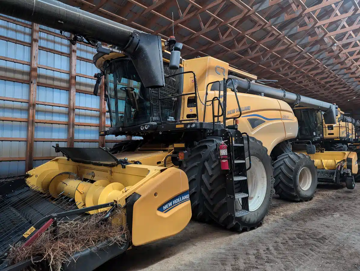 Gallery image 1 for Used 2024 New Holland CR9.90Z Combine