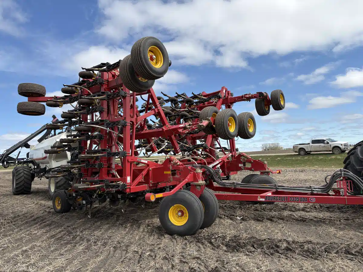 Gallery image 1 for Used 2022 Bourgault 3335-60PHD Air Drill