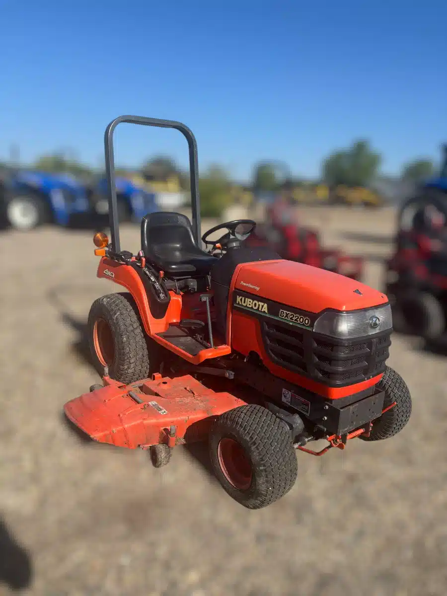 Gallery image 2 for Used 2003 Kubota BX2200 Tractor