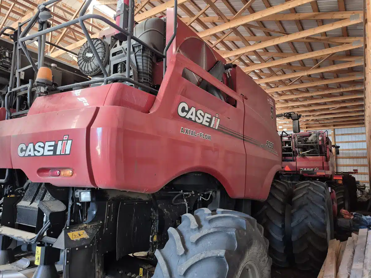 Gallery image 2 for Used 2019 Case IH 9250 Combine