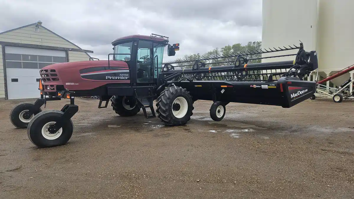 Gallery image 2 for Used 2010 MacDon M150 Windrower