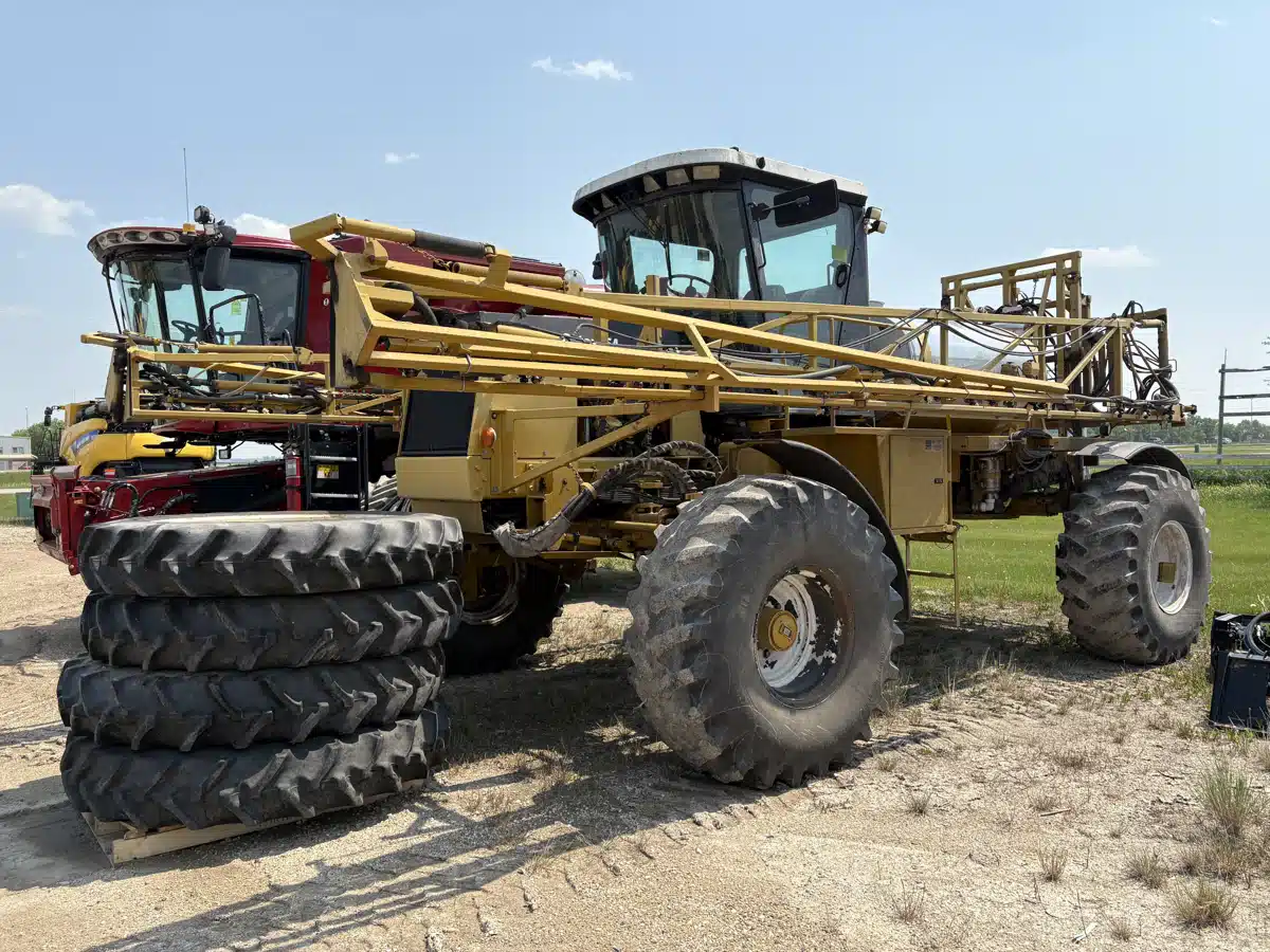 Gallery image 1 for Used 1998 RoGator 854 Sprayer - Self Propelled