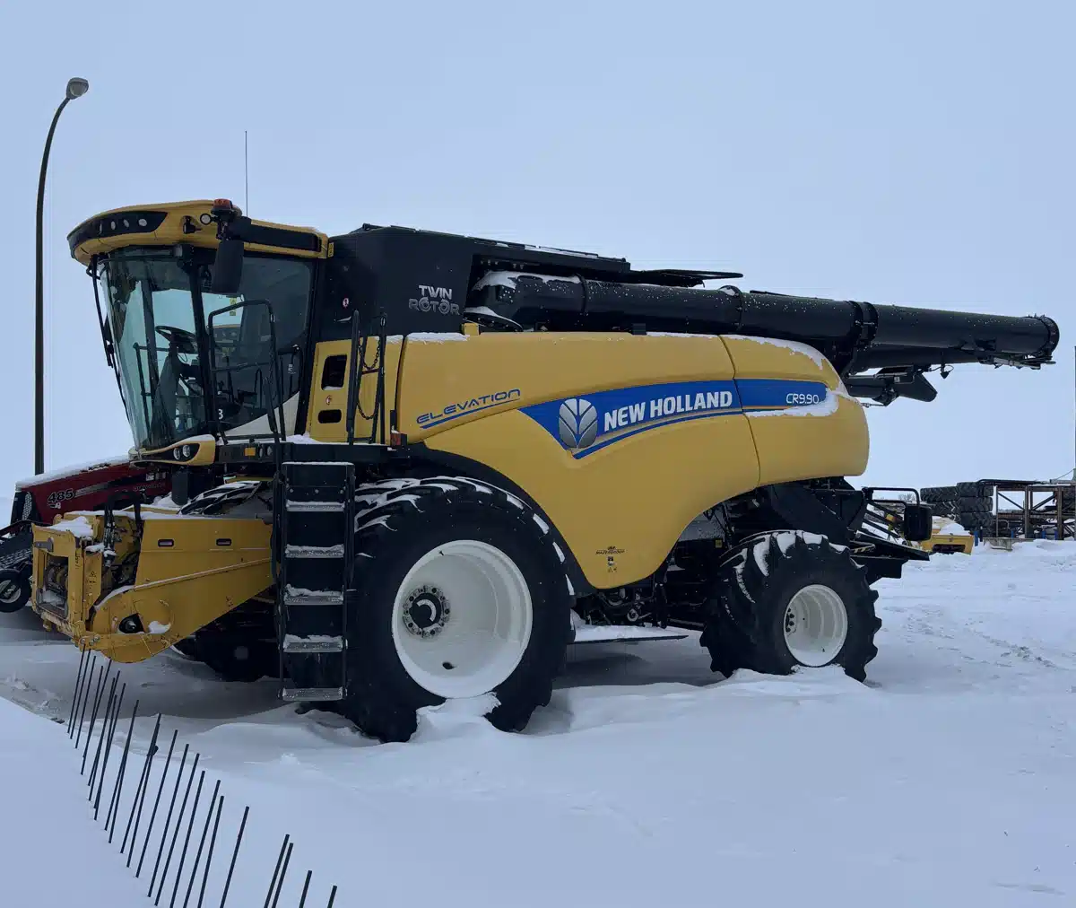 Gallery image 1 for 2017 New Holland CR9.90Z Combine