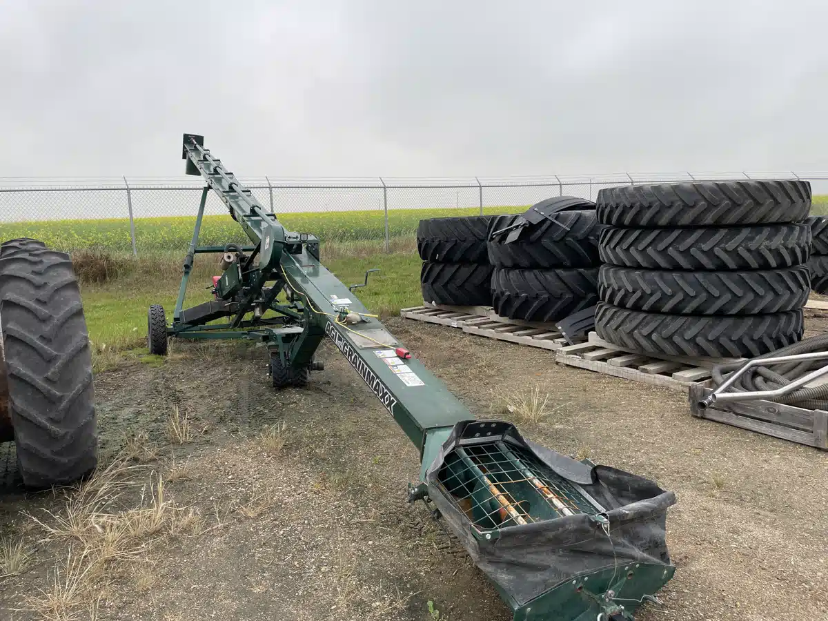 Gallery image 1 for Used 2022 GrainMaxX GMUTX44SPHCB Grain Auger