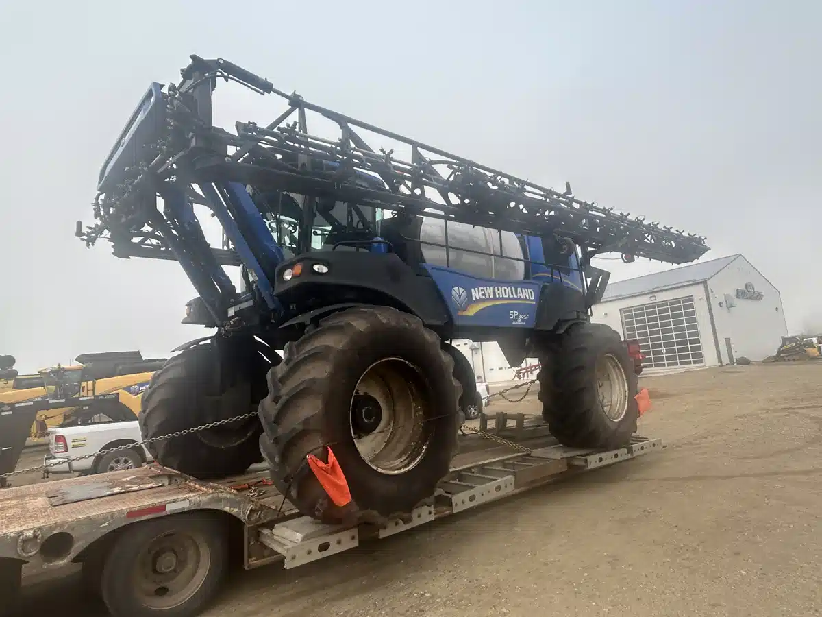Gallery image 1 for Used 2018 New Holland SP.345F Sprayer - Self Propelled