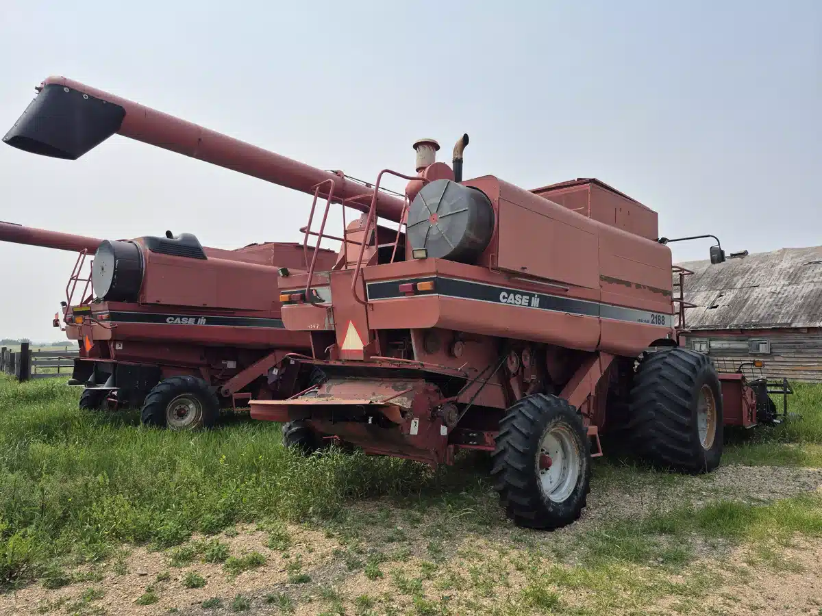 Gallery image 2 for Used 1997 Case IH 2188 Combine