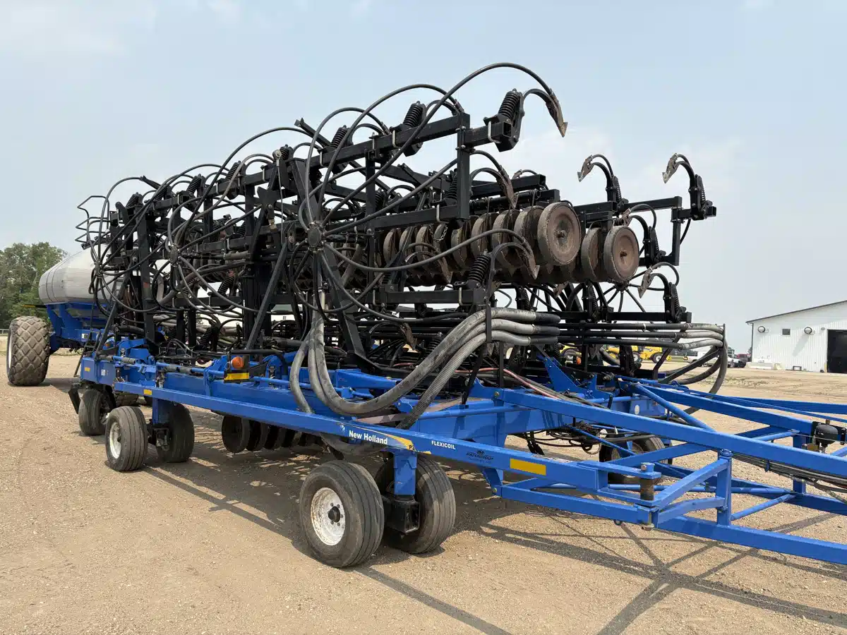 Gallery image 2 for Used 2010 New Holland P2060 Air Drill