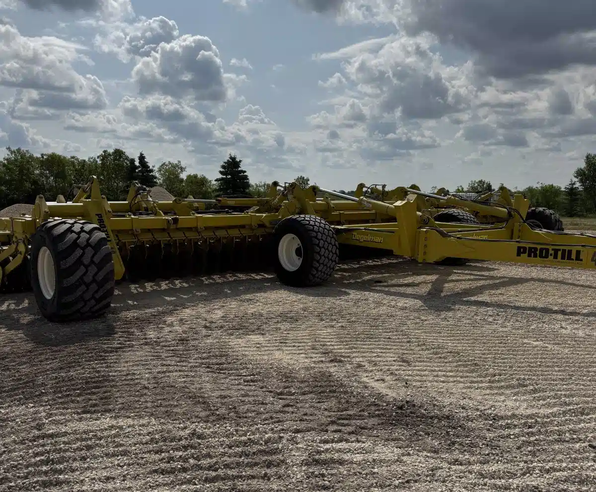 Gallery image 2 for Used 2021 Degelman PRO-TILL 40 Disc High Speed