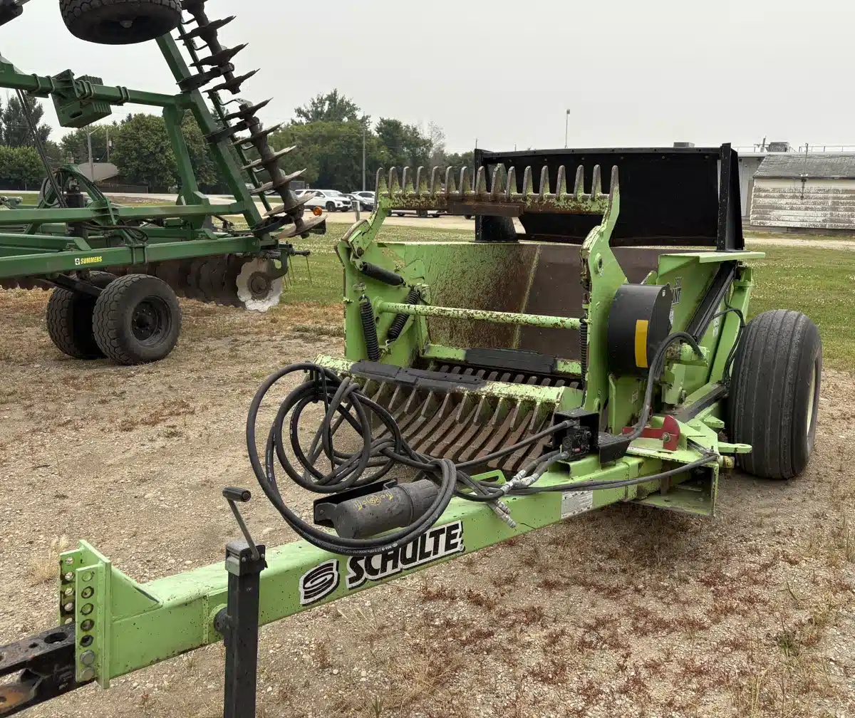 Gallery image 1 for Used 2014 Schulte GIANT 2500 Rock Picker