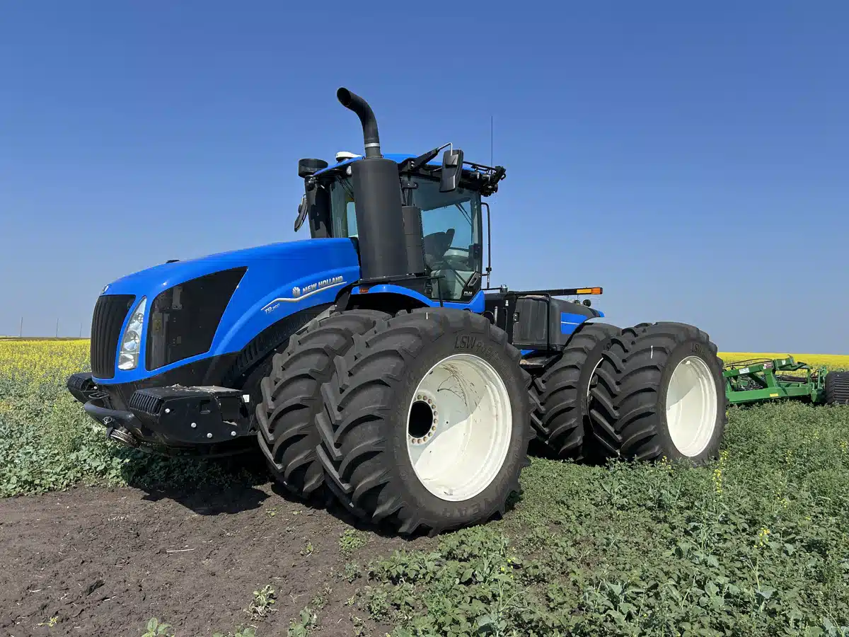 Gallery image 1 for 2024 New Holland T9.700 Tractor