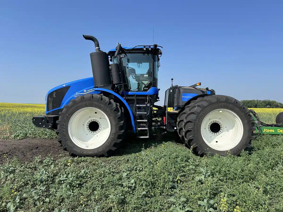 Gallery image 2 for 2024 New Holland T9.700 Tractor