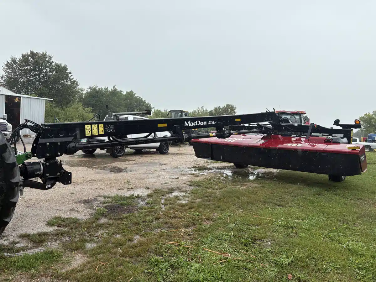 Gallery image 1 for Used 2017 MacDon R116 Disc Mower Conditioner