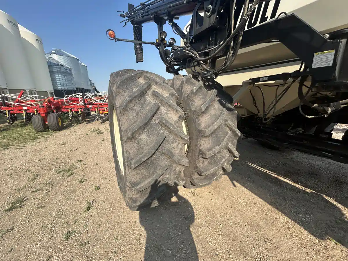 Gallery image 2 for Used 2013 Bourgault 3320 QDA Air Drill