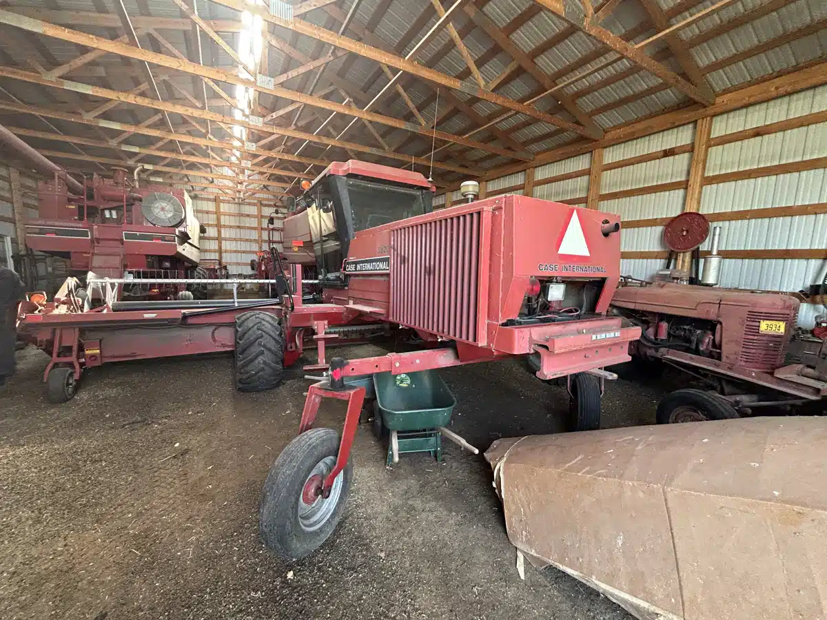 Gallery image 2 for Used 1993 Case IH 8820 Windrower