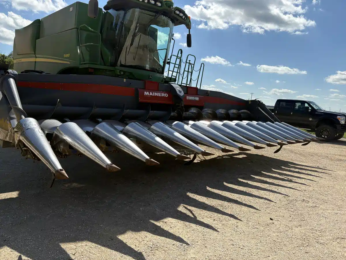 Used 2016 Mainero MDD100 Header - Row Crop