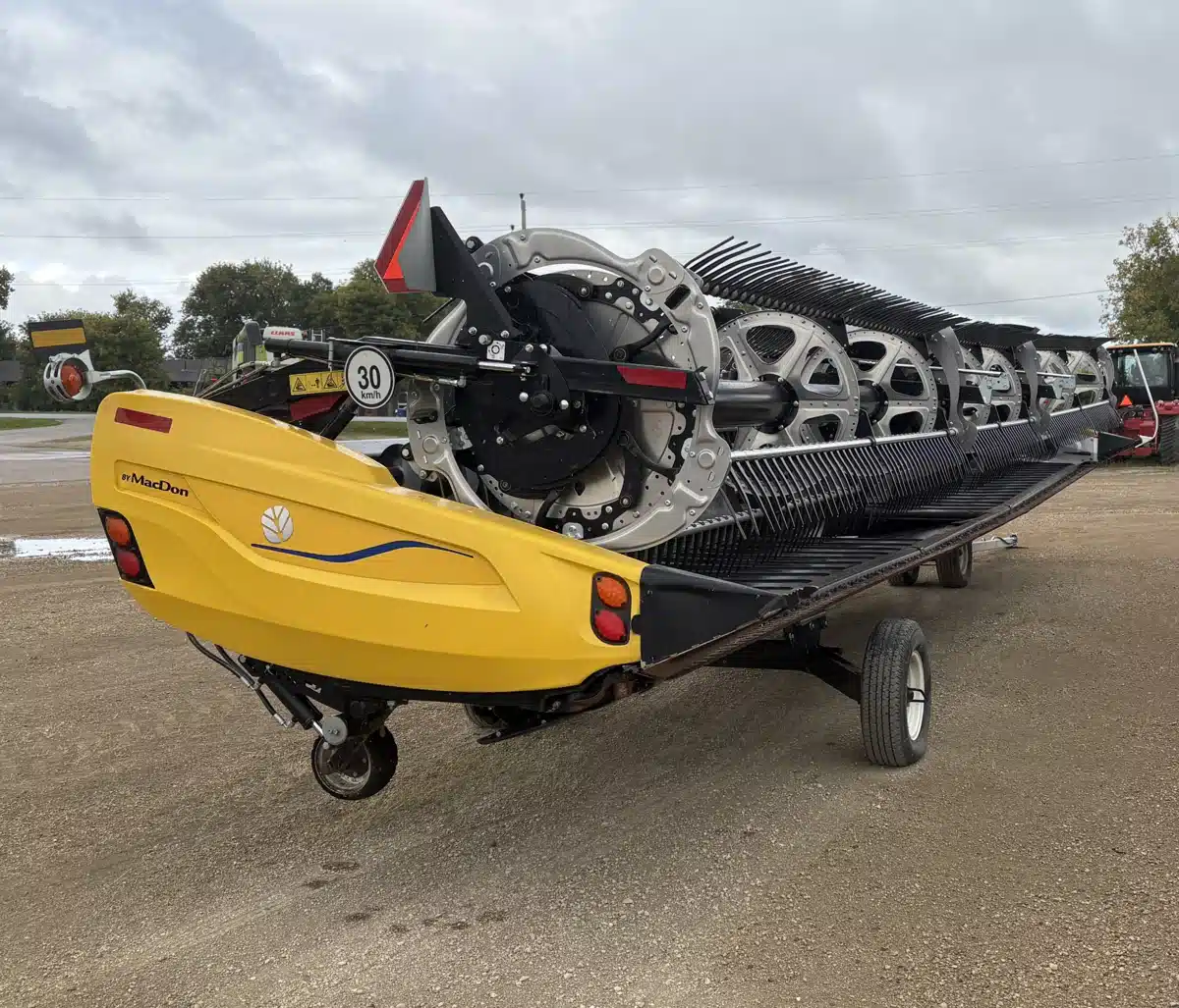 Gallery image 1 for Used 2023 MacDon FD240 Header - Flex Draper